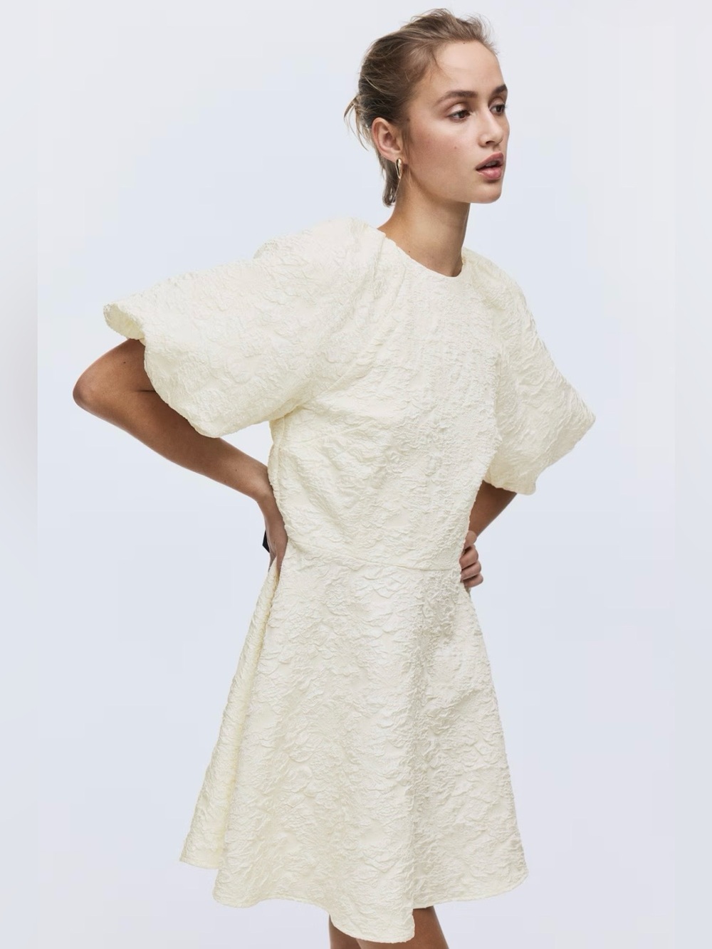 NWOT H&M Ivory Jacquard Dress with Bow Size Large